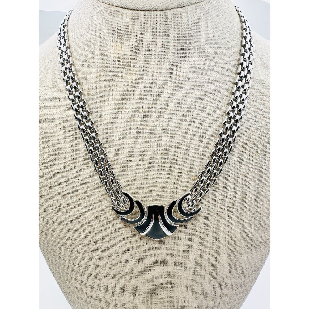 Vintage CROWN TRIFARI Black Enamel Necklace 18" Panther Chain Silver Tone 1950s